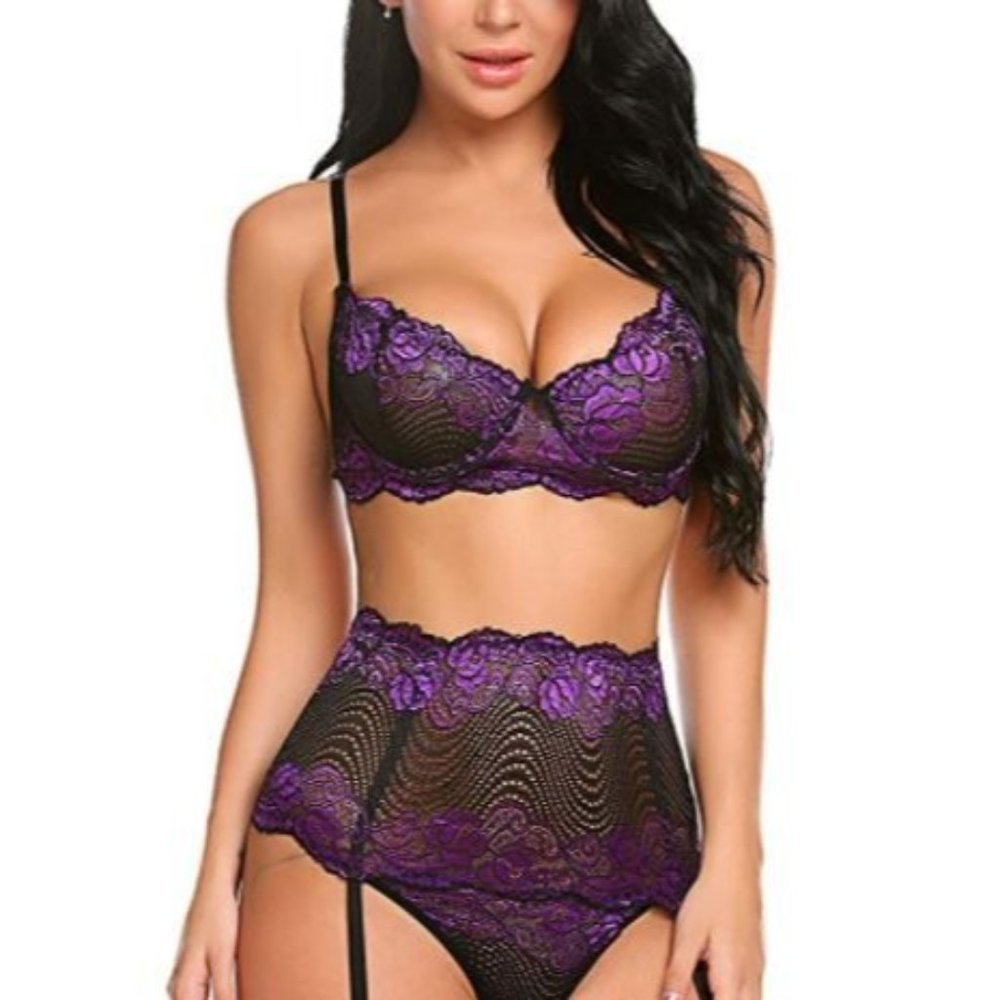 Size Small thru 3X - Lingerie Set Underwire Bra with Garter Belt and G-String